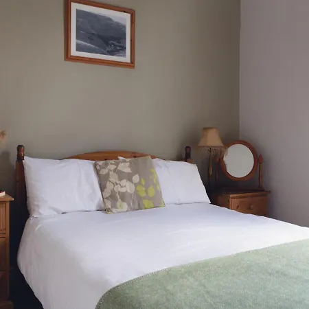 Lingmoor Guest house 3*
